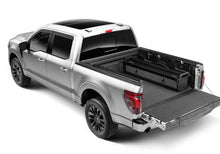 Load image into Gallery viewer, Retrax 14-18 Chev/GMC Silverado/Sierra 1500 & 15-19 2500/3500 5.8ft Bed RetraxPRO EZ-Off FRC-4000