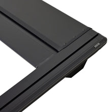 Load image into Gallery viewer, Westin 19-26 GM Silverado/Sierra 1500 5ft 8in Bed Manual Retractable Tonneau Cover - Black
