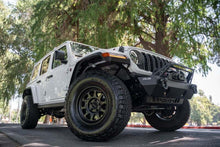 Load image into Gallery viewer, DV8 Offroad 2018+ Jeep Wrangler JL/Gladiator JT Front Inner Fenders
