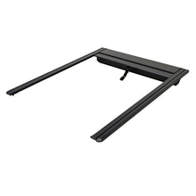 Load image into Gallery viewer, Westin 17-26 Ford F-250/F-350/F-450/F-550 SD 6ft 10in Bed Manual Retractable Tonneau Cover - Black
