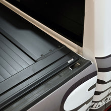 Load image into Gallery viewer, Westin 19-26 Ram 1500 (New Body)(Excl. RamBox) 5ft 7in Bed Manual Retractable Tonneau Cover - Black
