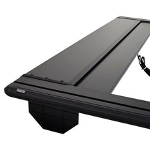 Load image into Gallery viewer, Westin 19-26 GM Silverado/Sierra 1500 5ft 8in Bed Manual Retractable Tonneau Cover - Black
