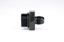 Load image into Gallery viewer, Aeromotive ORB-10 to AN-06 Male Flare Reducer Fitting
